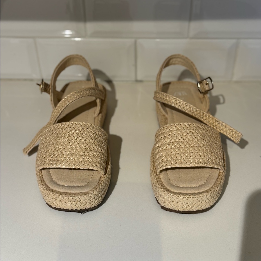 Zara Tan Woven Sandals for Casual Summer Style